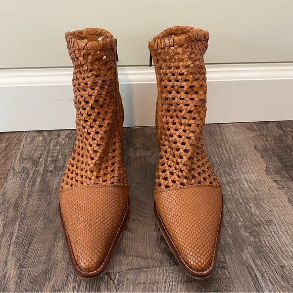Free People Women's Tan In The Loop Woven Boot Leather - Boho - Festival - New! - Picture 2 of 7